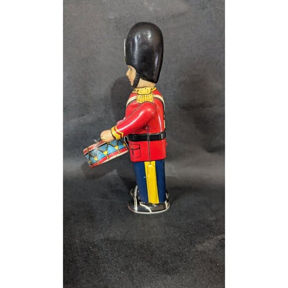 Vintage Tin Toy Drummer Soldier Wind-Up Made In Japan Collectible 7"  Drummer - Picture 7 of 12